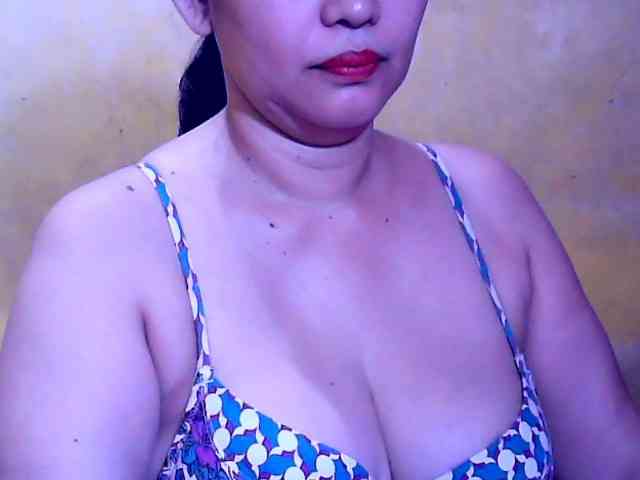 SweetMonlight webcam