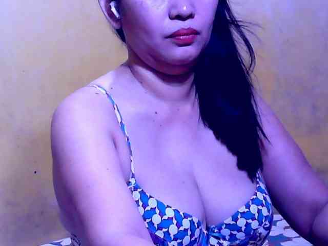 SweetMonlight webcam