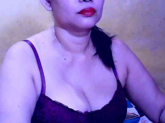 SweetMonlight webcam