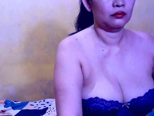 SweetMonlight webcam