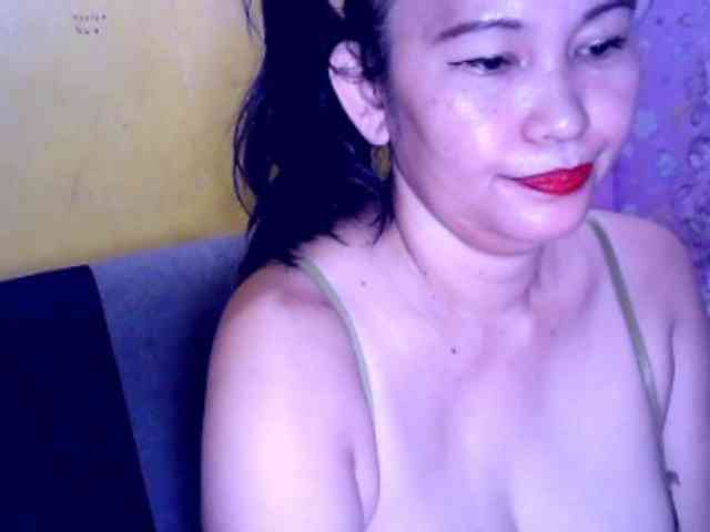 SweetMonlight webcam