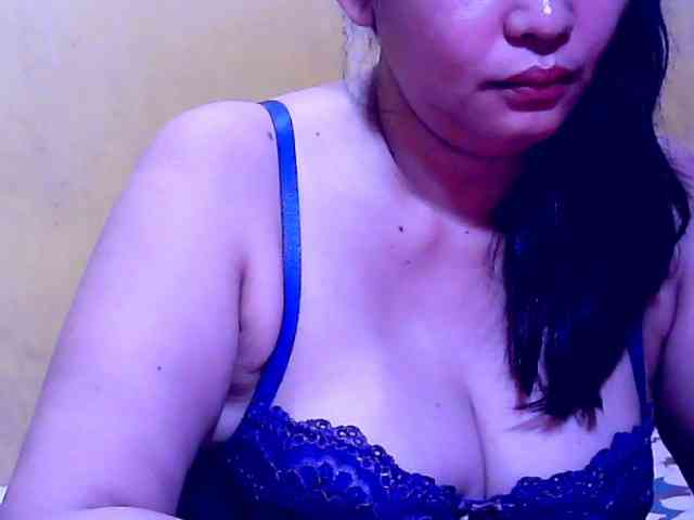 SweetMonlight webcam