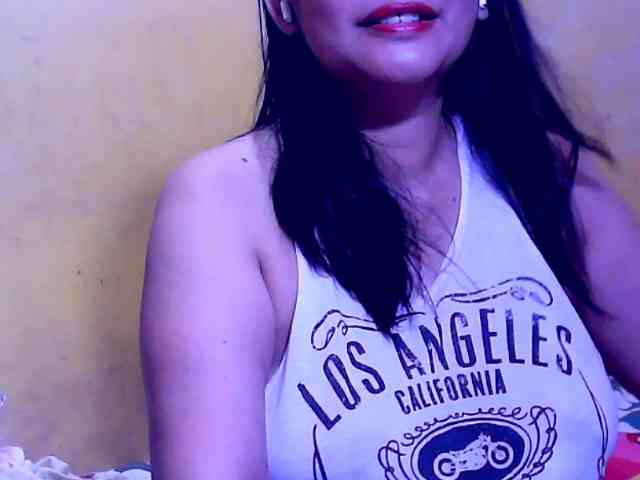 SweetMonlight webcam