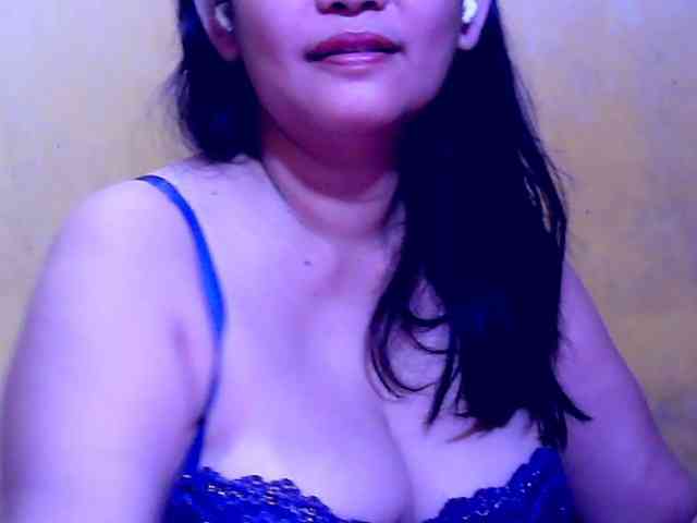 SweetMonlight webcam