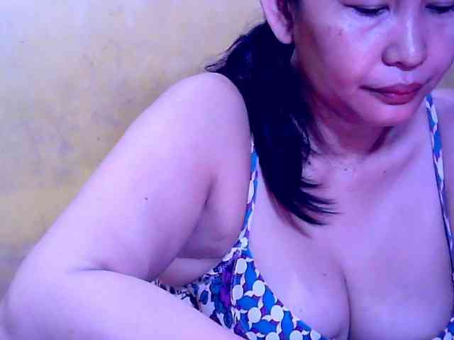 SweetMonlight webcam