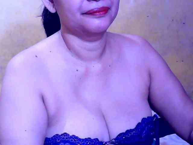 SweetMonlight webcam