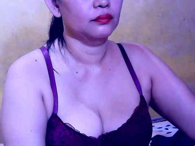 SweetMonlight webcam