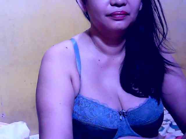 SweetMonlight webcam