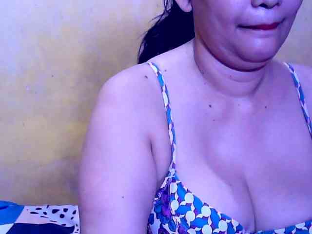 SweetMonlight webcam