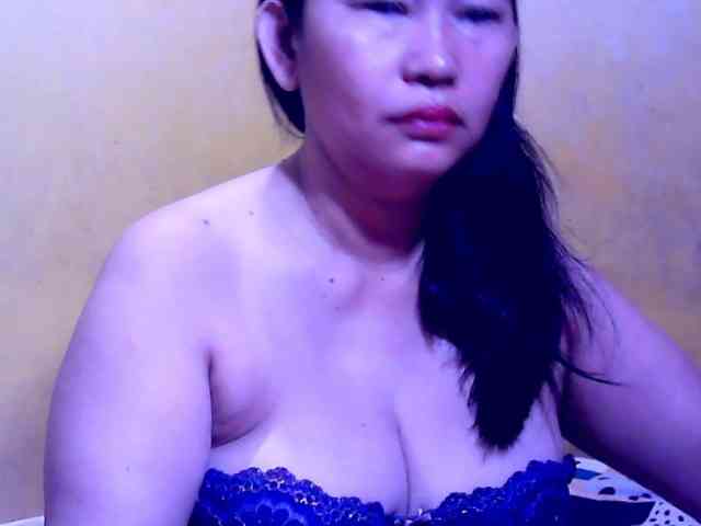 SweetMonlight webcam