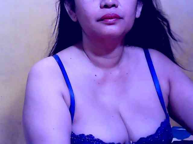 SweetMonlight webcam