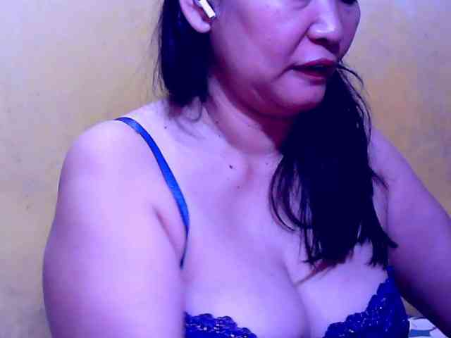 SweetMonlight webcam