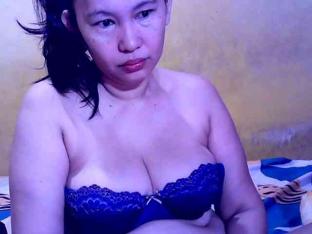 SweetMonlight webcam