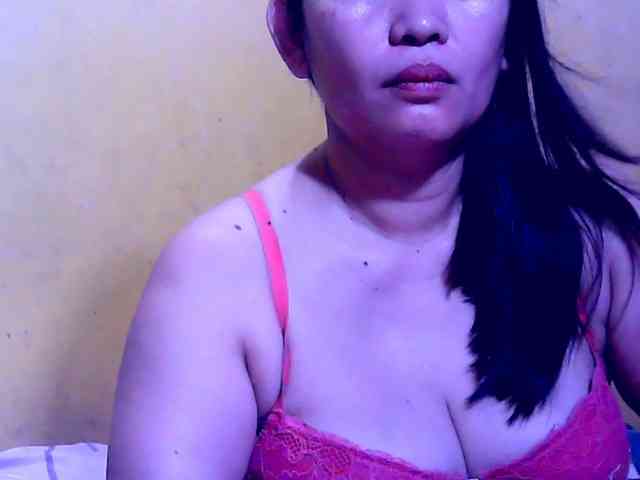 SweetMonlight webcam