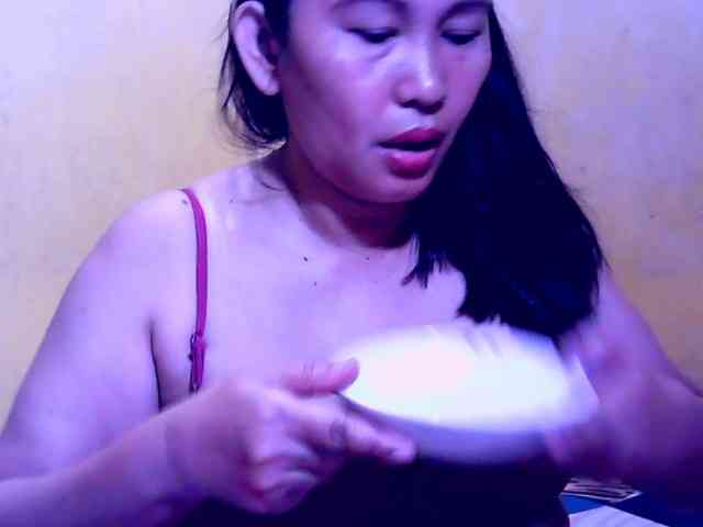 SweetMonlight webcam