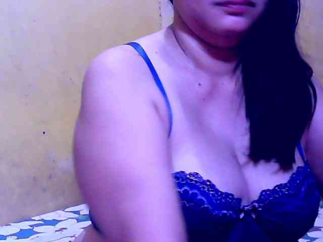 SweetMonlight webcam