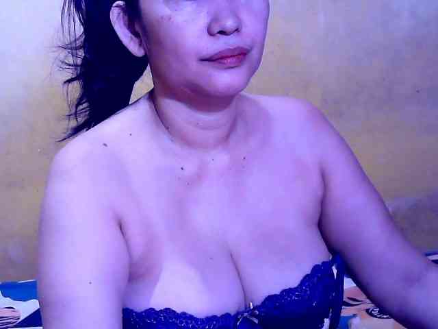 SweetMonlight webcam