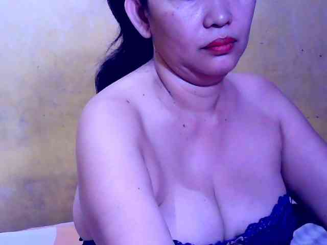 SweetMonlight webcam