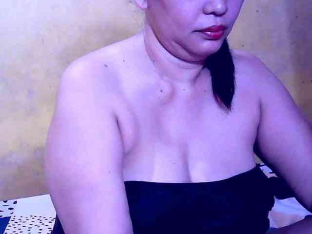 SweetMonlight webcam