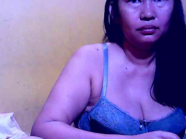 SweetMonlight webcam