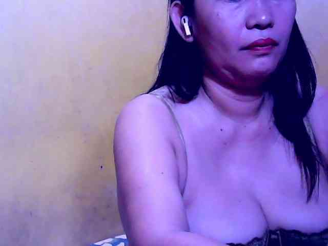 SweetMonlight webcam