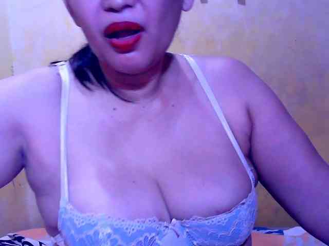 SweetMonlight webcam