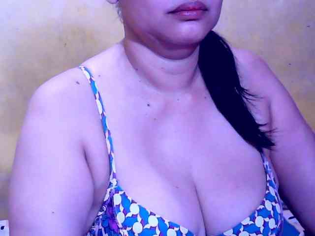 SweetMonlight webcam