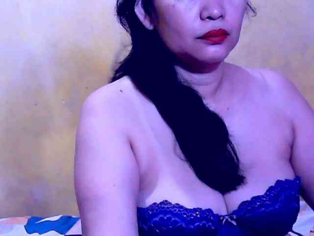 SweetMonlight webcam