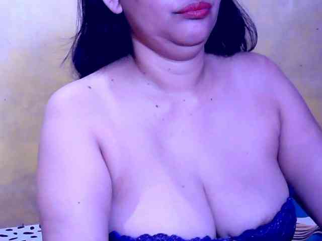 SweetMonlight webcam