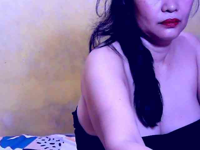 SweetMonlight webcam