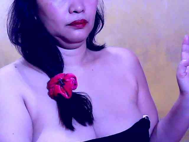 SweetMonlight webcam