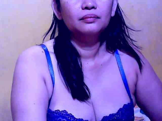 SweetMonlight webcam