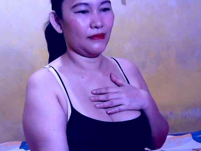 SweetMonlight webcam