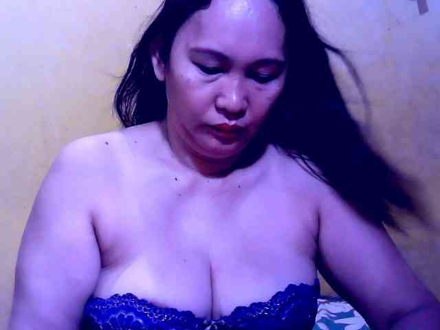 SweetMonlight webcam