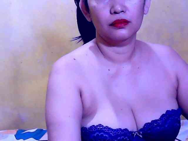 SweetMonlight webcam