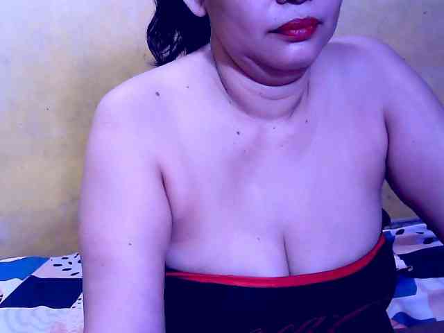 SweetMonlight webcam