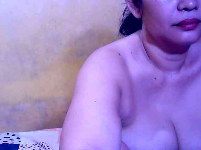 SweetMonlight webcam