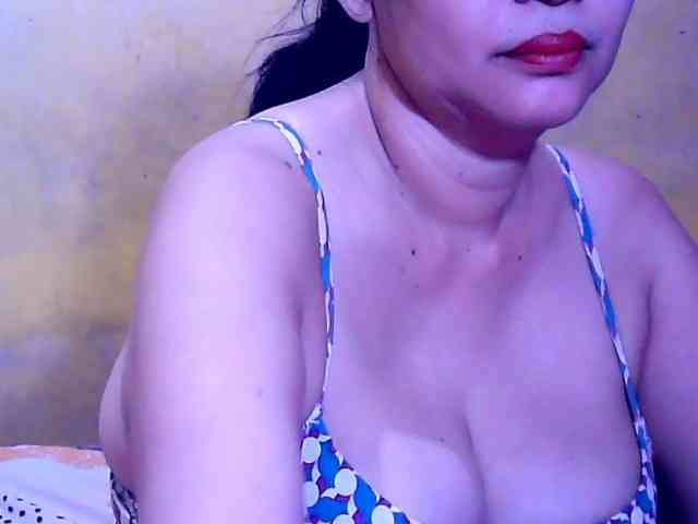 SweetMonlight webcam