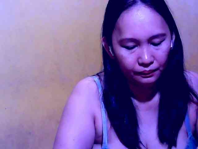 SweetMonlight webcam