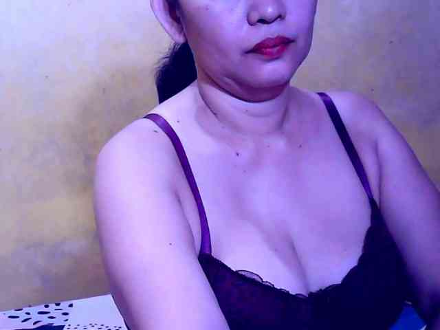 SweetMonlight webcam