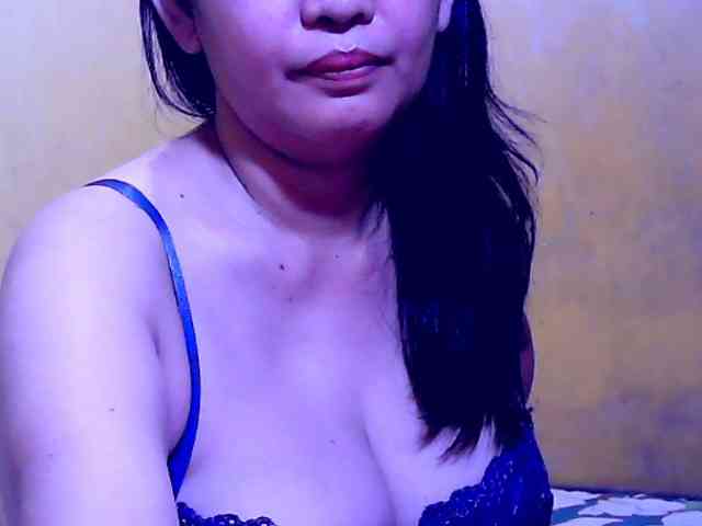 SweetMonlight webcam