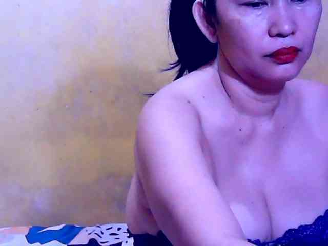 SweetMonlight webcam