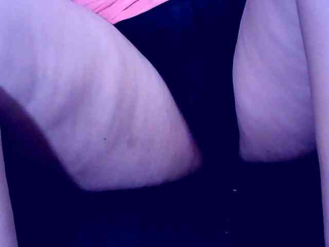 SweetMonlight webcam