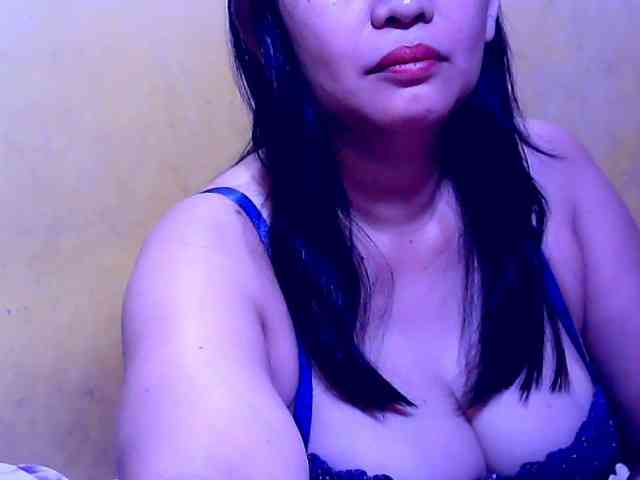 SweetMonlight webcam