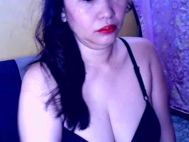 Carmela4u webcam