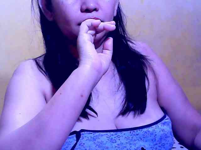 SweetMonlight webcam