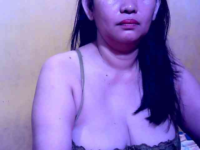 SweetMonlight webcam