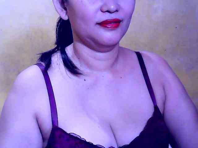 SweetMonlight webcam