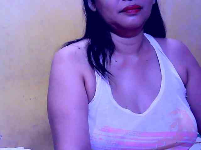 SweetMonlight webcam