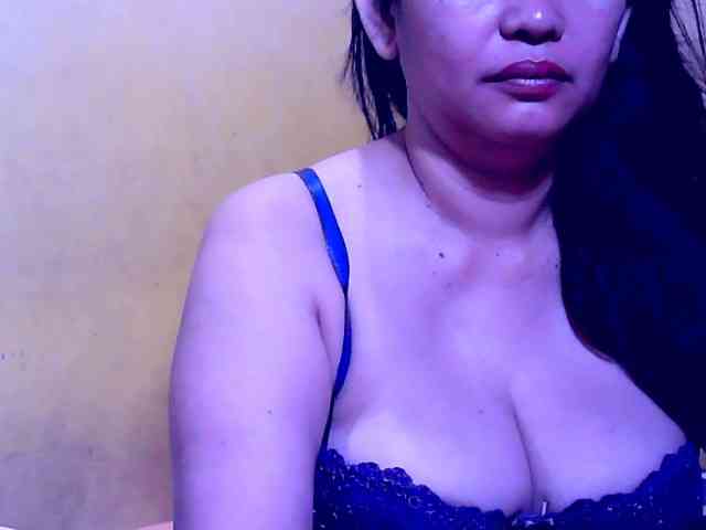 SweetMonlight webcam